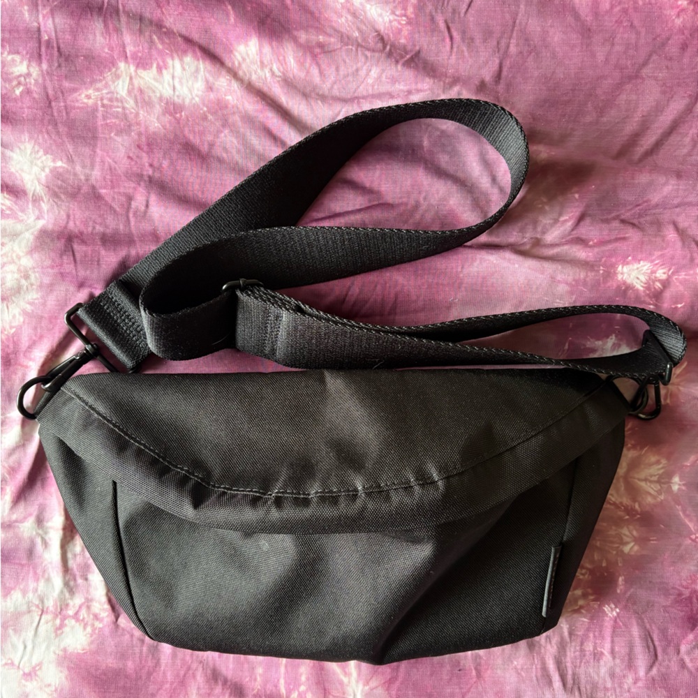 Canvelle Sling Bag